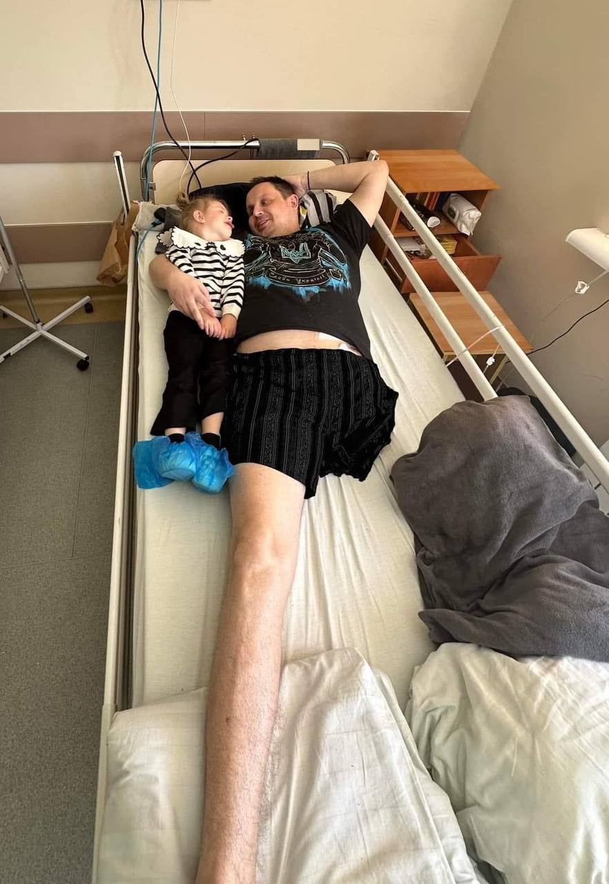 Новини Тернополя - фото з Мільйони гривень на протезування: родина пораненого Артема Комісарчука благає про допомогу