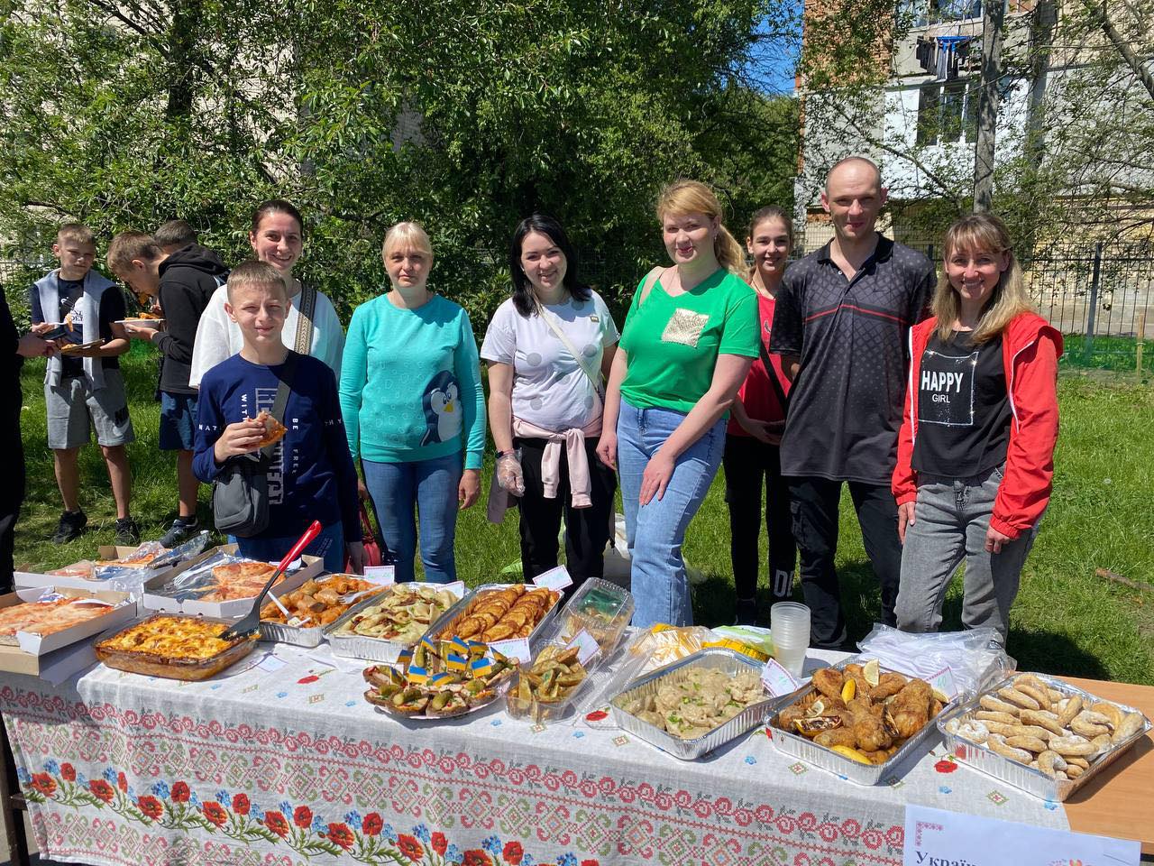 Новини Вінниці - фото з Вінницький ліцей №27 провів найбільше ярмарків та зібрав рекордну суму для ЗСУ