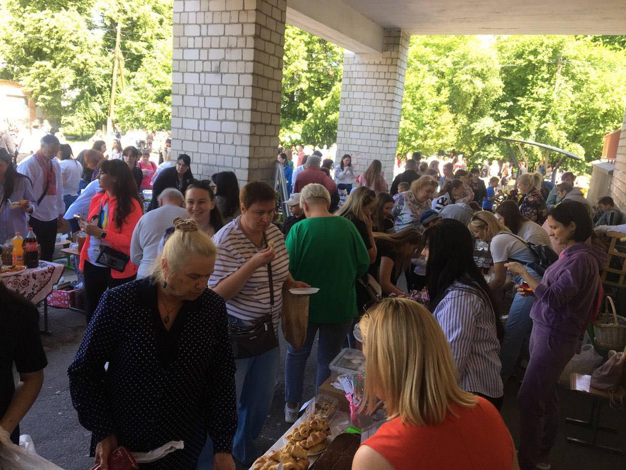 Новини Вінниці - фото з Вінницький ліцей №27 провів найбільше ярмарків та зібрав рекордну суму для ЗСУ