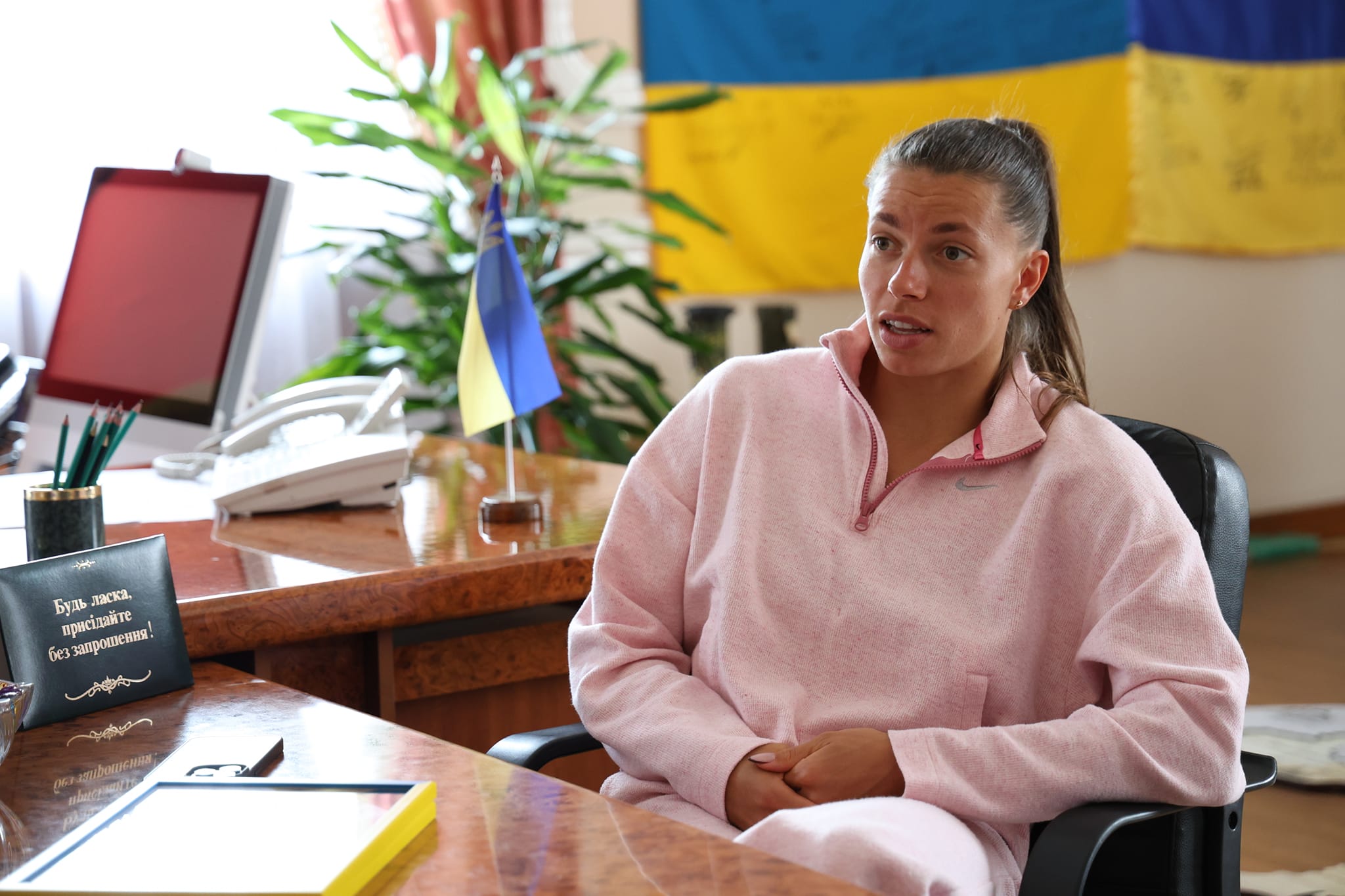 Возможно, это изображение 1 человек