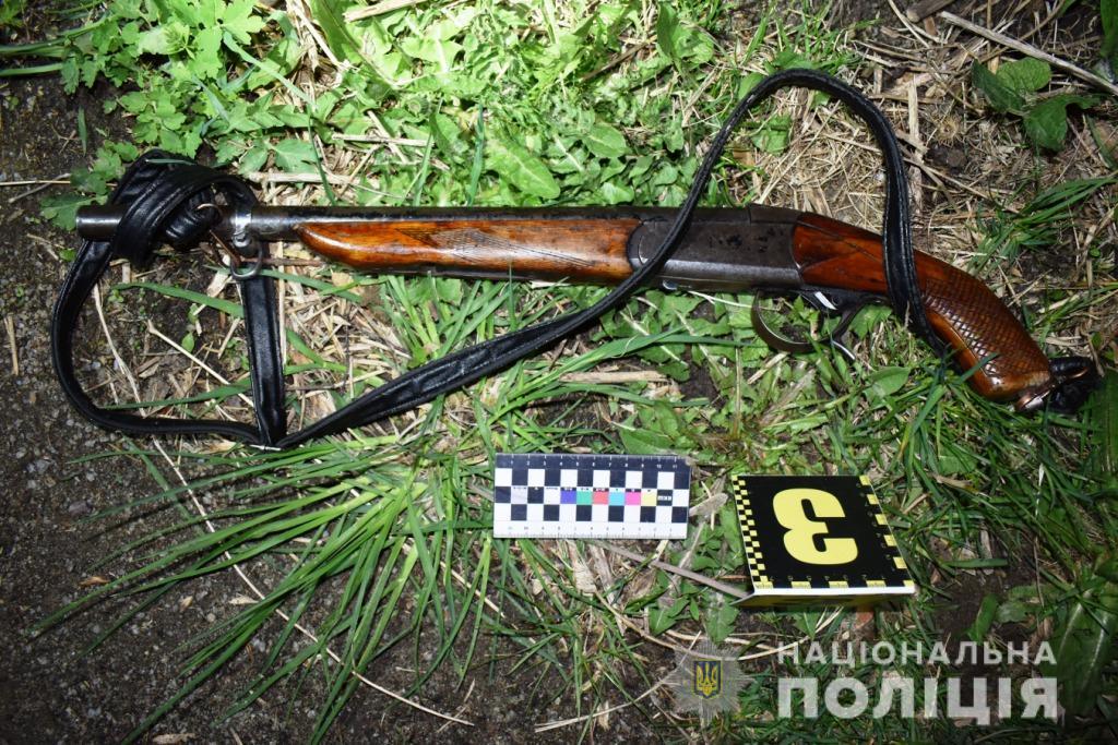 Новини Вінниці - фото з Чоловік застрелив з обріза людину, яка пила пиво біля його будинку: суд виніс вирок