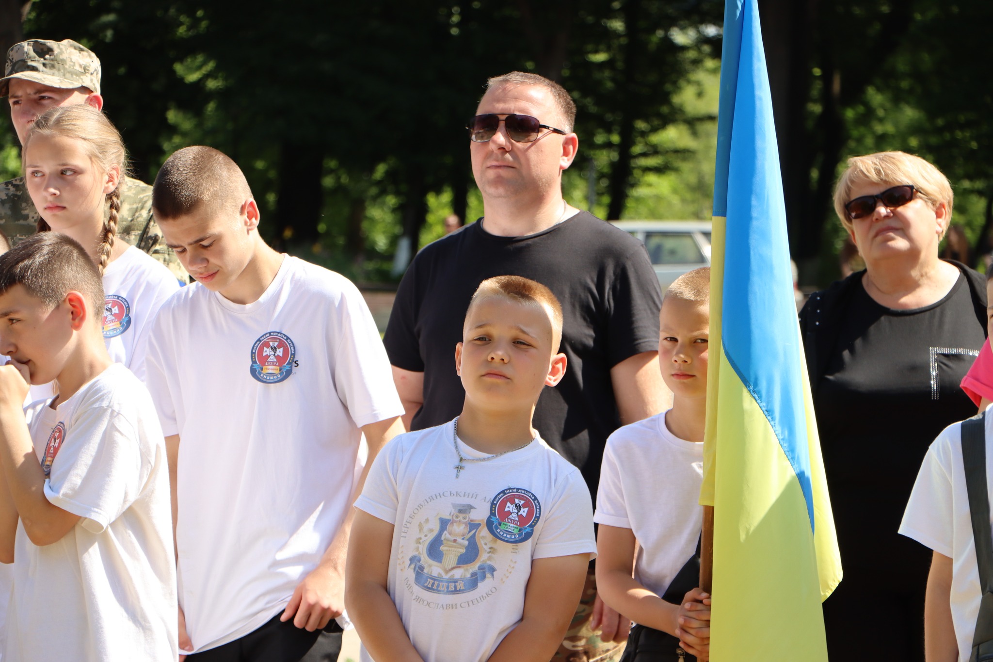 На зображенні може бути: 7 людей та текст