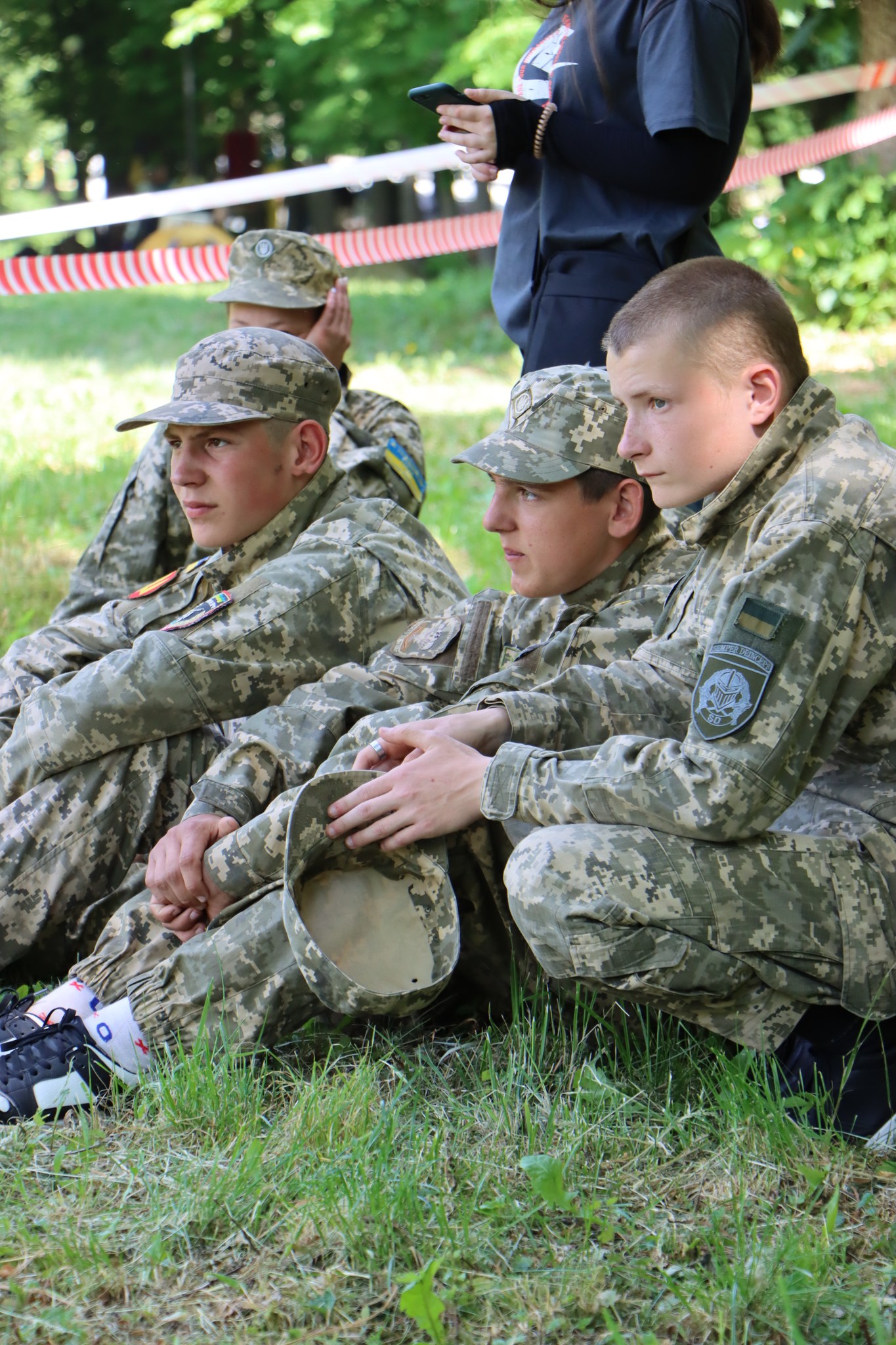 На зображенні може бути: 3 людини