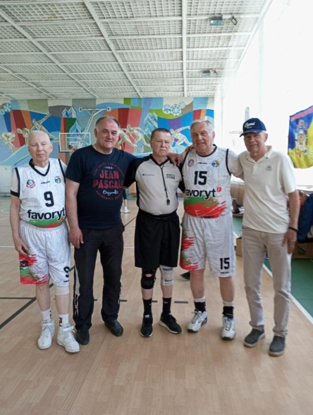Новини Житомира - фото з Баскетболісти Житомирщини одержали перемогу на Чемпіонаті України серед ветеранів фізкультури і спорту