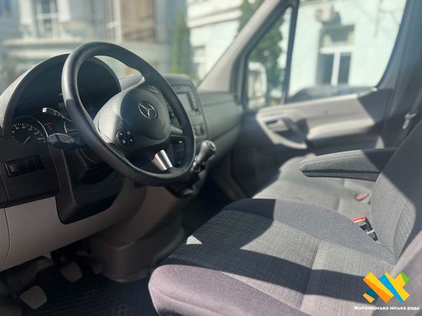 Новини Житомира - фото з Від Житомира для одного з спецпідрозділів закупили Mercedes sprinter