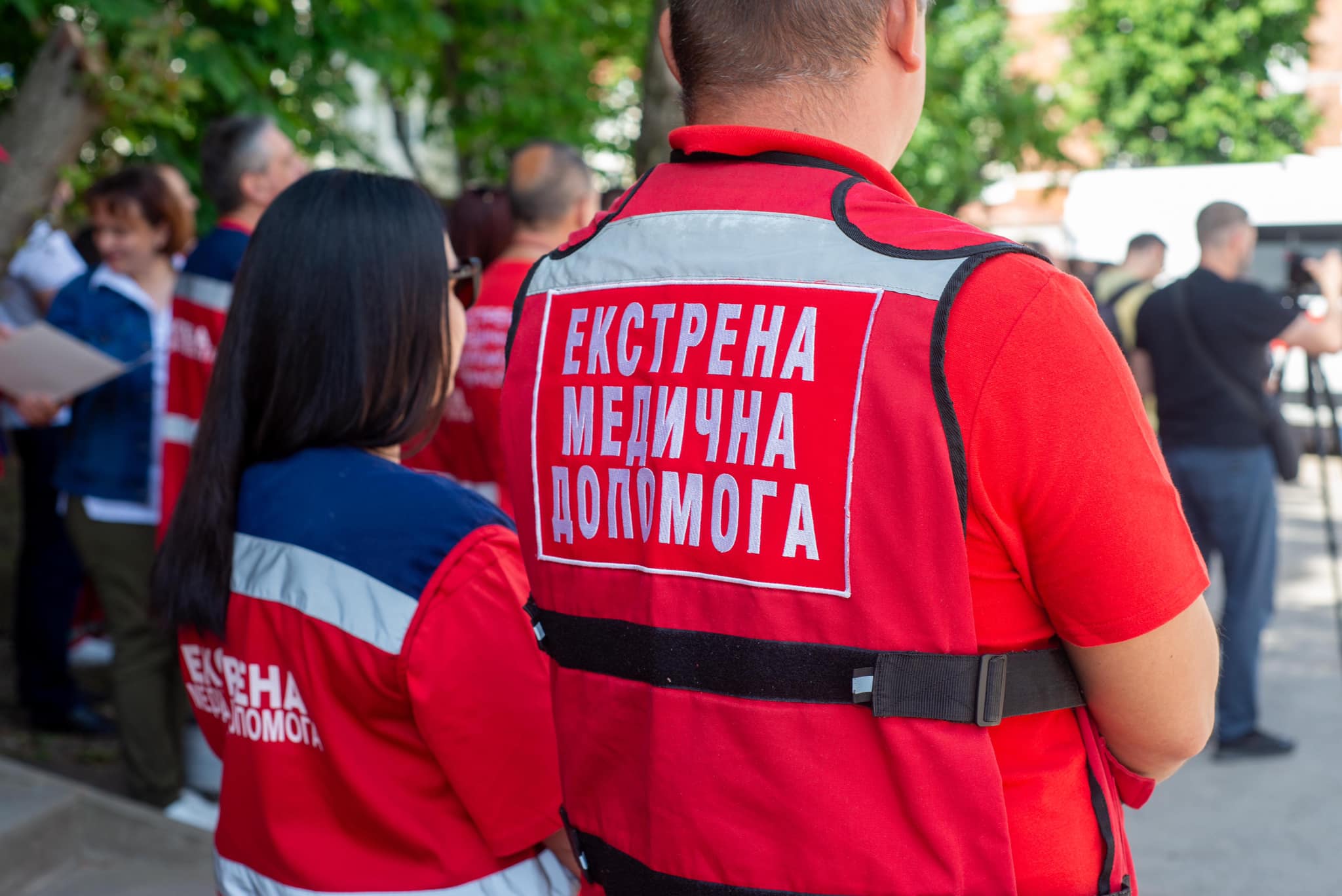 Новини Тернополя - фото з Дякуємо тим, хто рятує життя: у Тернополі нагородили медиків швидкої допомоги На зображенні може бути: 4 людини та текст