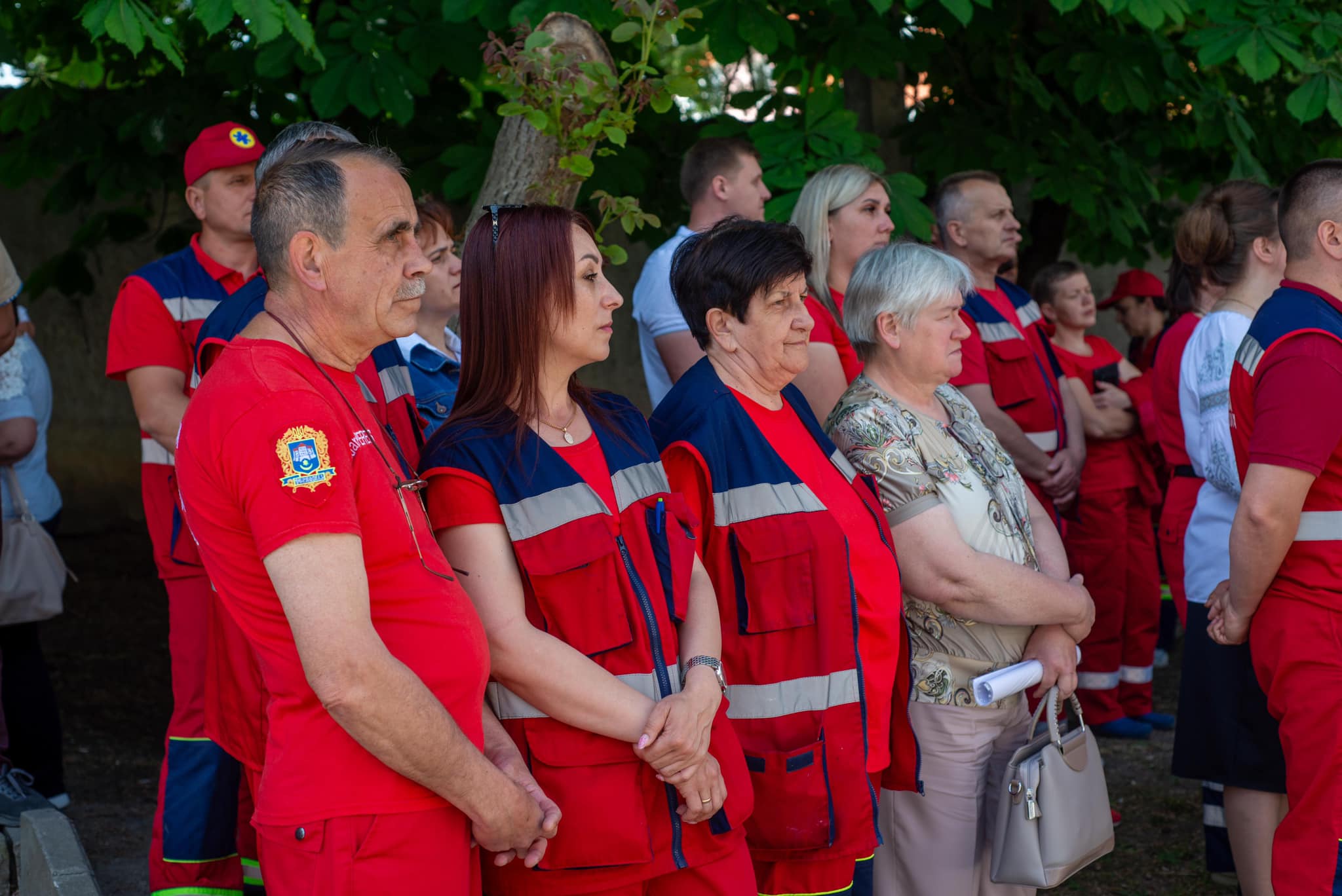 Новини Тернополя - фото з Дякуємо тим, хто рятує життя: у Тернополі нагородили медиків швидкої допомоги На зображенні може бути: 10 людей