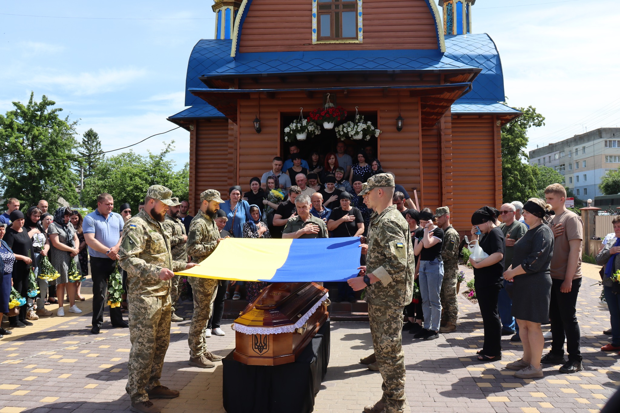 Новини Хмельницького - фото з Два роки був зниклим безвісти: «на щиті» повернувся захисник Андрій Ревюк