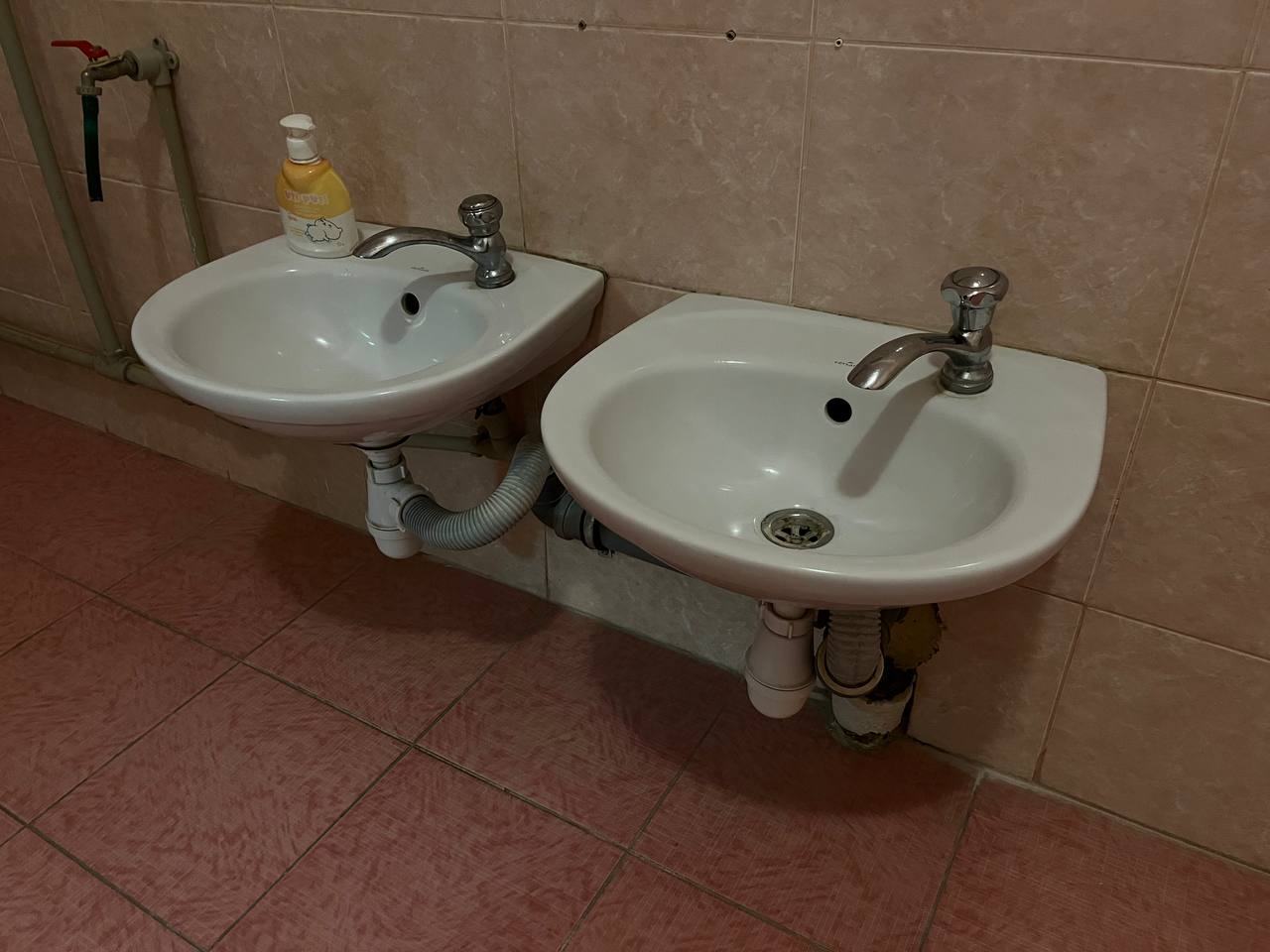 Новини Тернополя - фото з Вентиляція, спальні та ігрові: як за понад мільйон гривень облаштували укриття у двох садках Тернополя