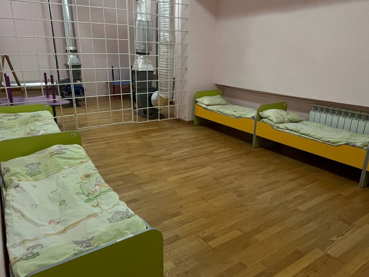 Новини Тернополя - фото з Вентиляція, спальні та ігрові: як за понад мільйон гривень облаштували укриття у двох садках Тернополя