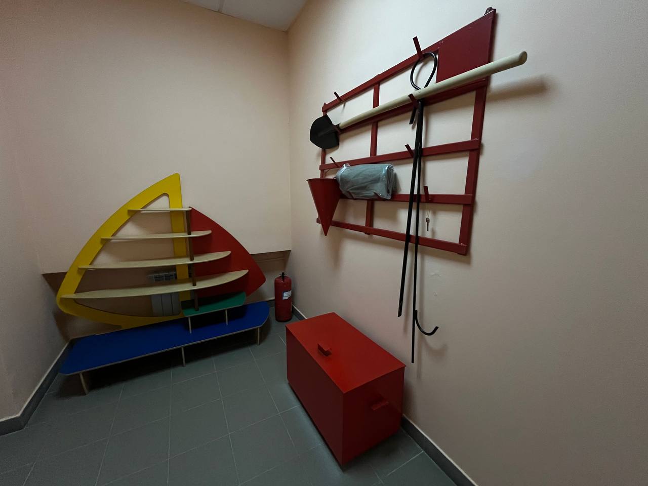 Новини Тернополя - фото з Вентиляція, спальні та ігрові: як за понад мільйон гривень облаштували укриття у двох садках Тернополя