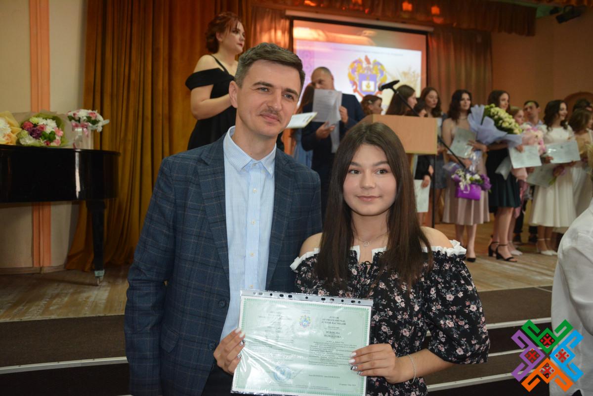 Новини Хмельницького - фото з У Хмельницькій гуманітарно-педагогічній академії відбувся випуск бакалаврів (ФОТО)