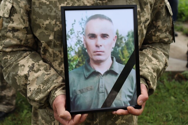 Новини Хмельницького - фото з На "щиті" повернулись вісім захисників з Хмельниччини