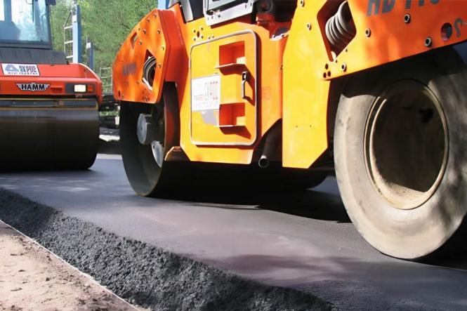 Новини Вінниці - фото з ТОП важливих новин на «20 хвилин» від 27 травня по 3 червня, які ви могли пропустити Майже 20 мільйонів витратили на ремонти доріг у Вінниці. Частину коштів дали мешканці приватного сектору