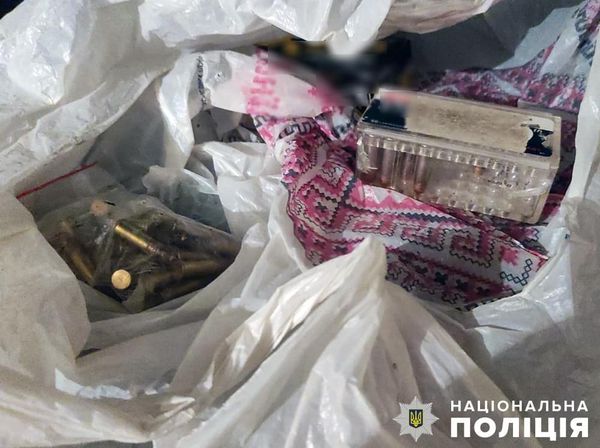 Новини Житомира - фото з Намагався вбити гостя та зберігав вдома боєприпаси: на Олевщині поліцейські затримали підозрюваного у злочинах