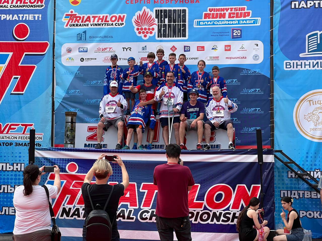 Новини Вінниці - фото з Напівмарафон на підтримку нацгвардії: у Вінниці відбувся кубок з бігу і триатлону «VINNYTSIA RUN CUP»