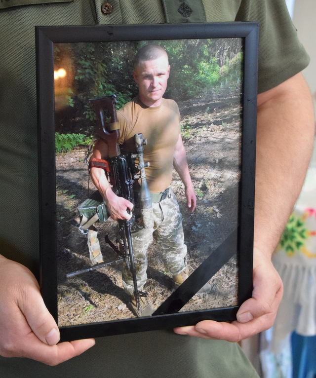 Новини Хмельницького - фото з На Хмельниччині попрощались із чотирма захисниками. Хто вони