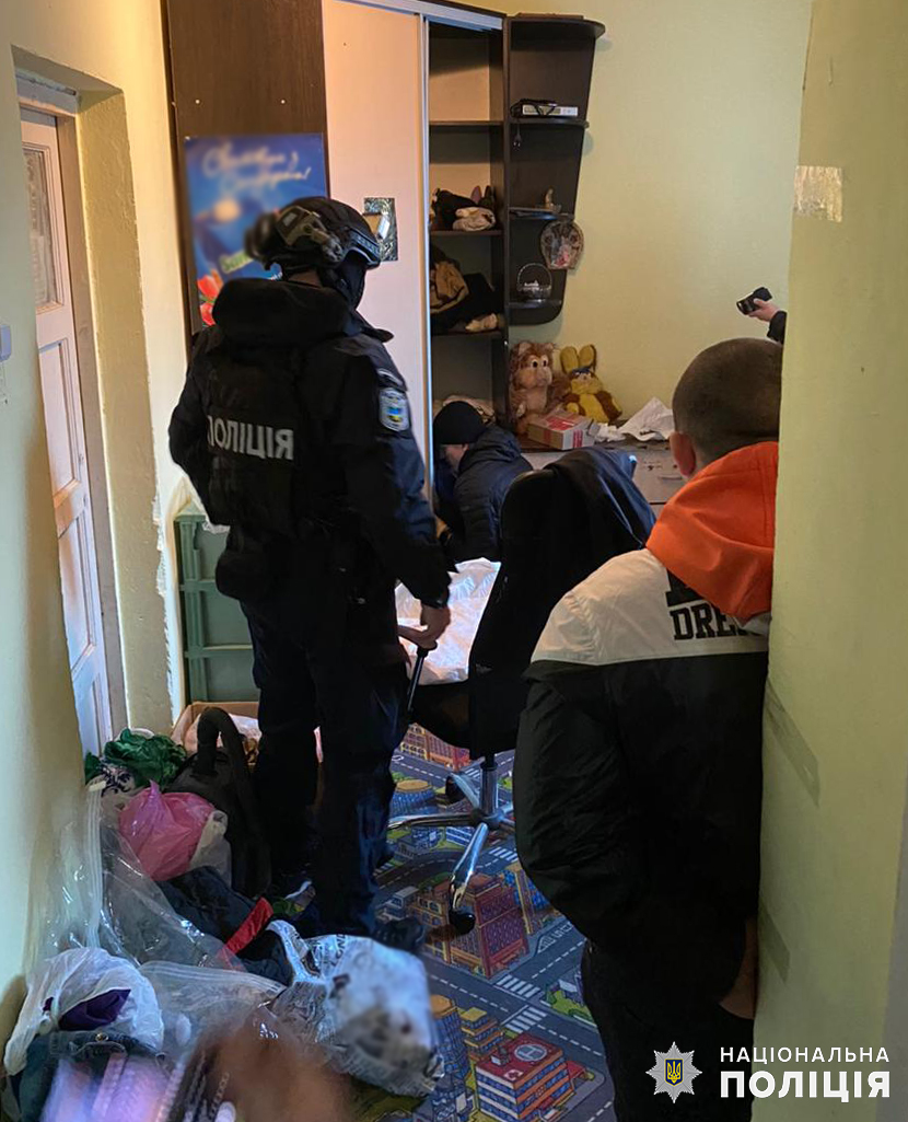 Новини Житомира - фото з У Житомирі ліквідували нарколабораторію та викрили її організатора й дилерок на житомирщині поліцейські ліквідували нарколабораторію та викрили її організатора й дилерок