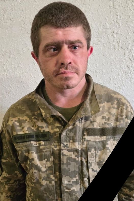 Новини Тернополя - фото з На війні загинули воїни з Тернопільщини Віктор Горбачук та Микола Погорілий На зображенні може бути: 1 особа