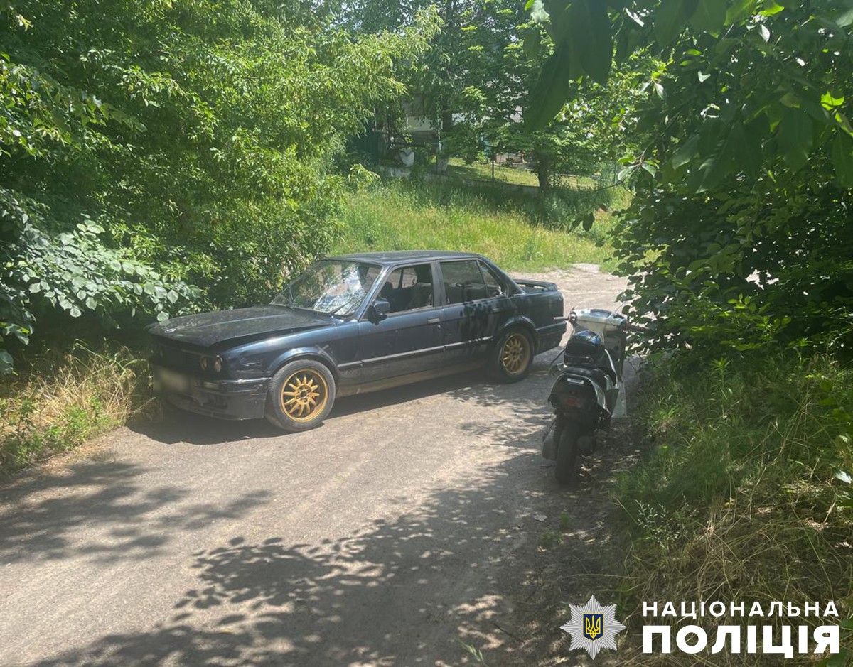 Новини Житомира - фото з У Малині скутерист травмувався, зіткнувшись із «BMW» поліція встановлює обставини дтп з травмуванням водія моторолера у малині