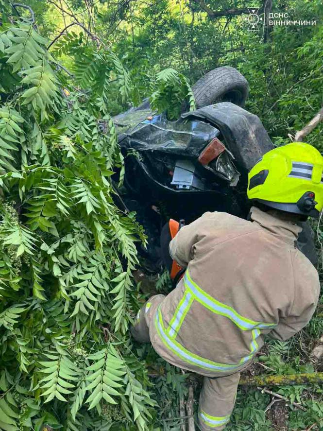Новини Вінниці - фото з Поліція, медики та надзвичайники: у Піщанській громаді сталася смертельна аварія
