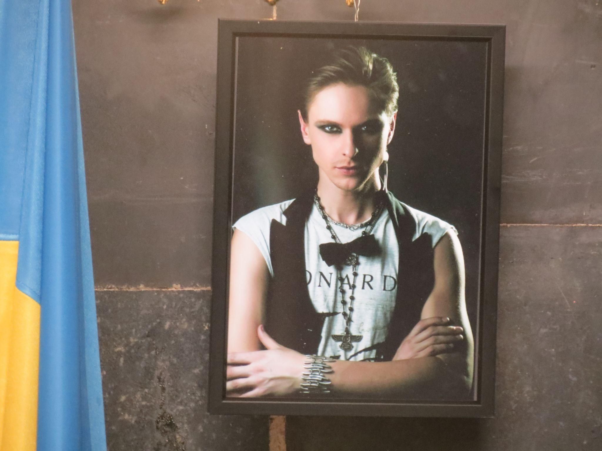 Новини Тернополя - фото з Тернопіль прощається із захисником Артуром Сніткусом