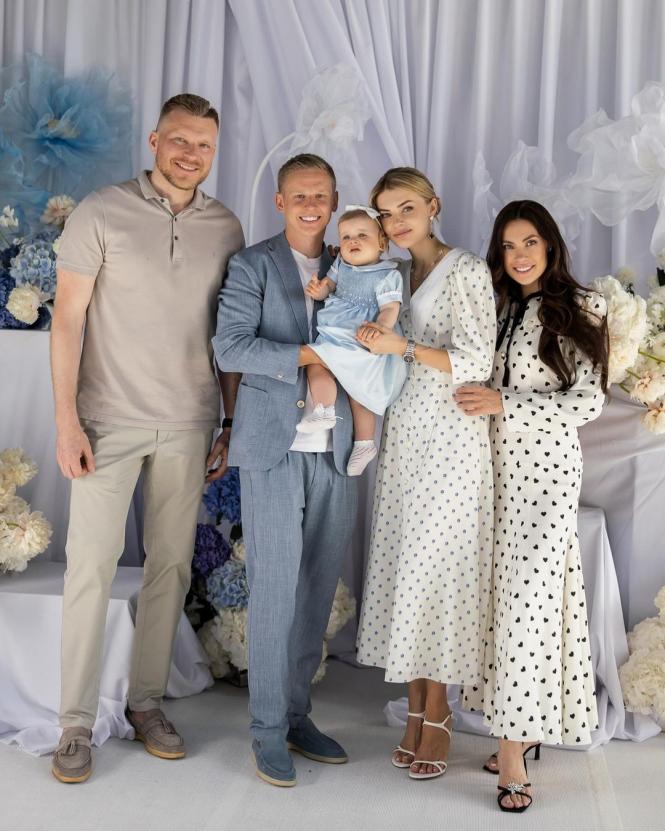 Новини Вінниці - фото з Футболіст Зінченко У Вінниці похрестив молодшу донечку та показав кадри з таїнства