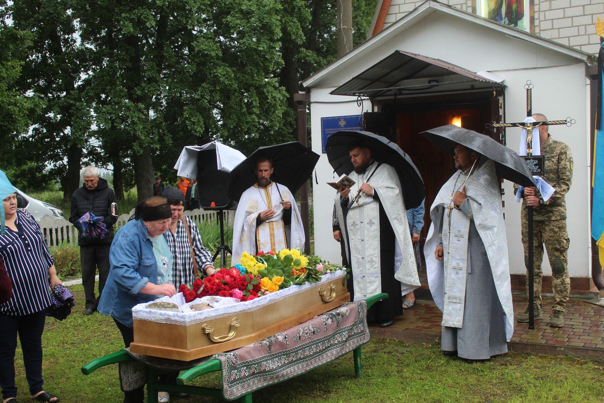 Новини Козятина - фото з Лікарі до останнього боролись за життя Андрія, півдесятка операцій не допомогли