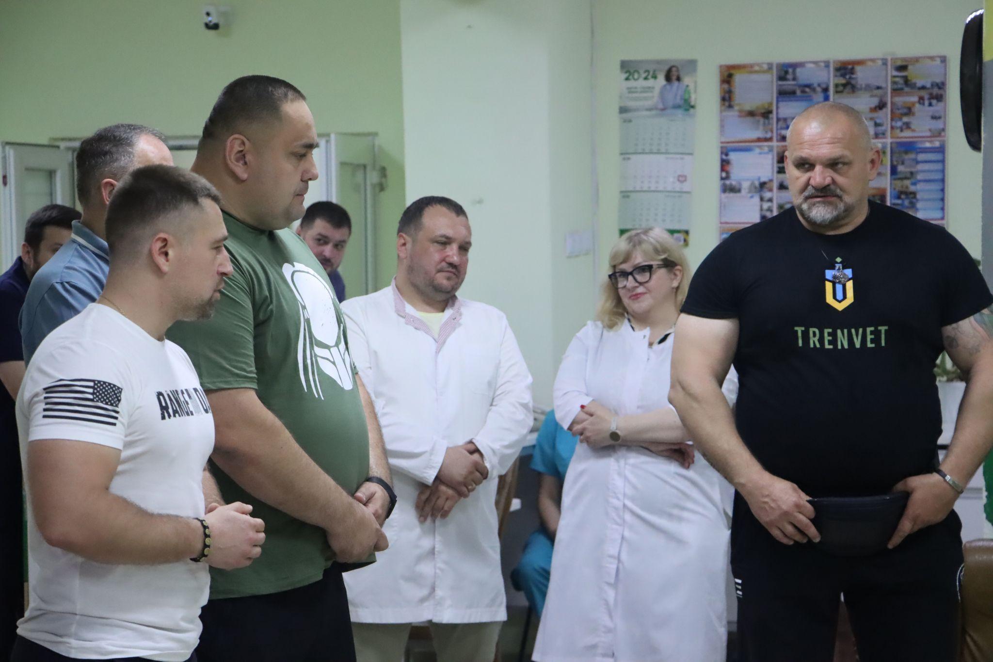 Новини Тернополя - фото з Стронгмени запросили ветеранів, які проходять реабілтацію, на спортивне змагання «Звитяга Нескорених»