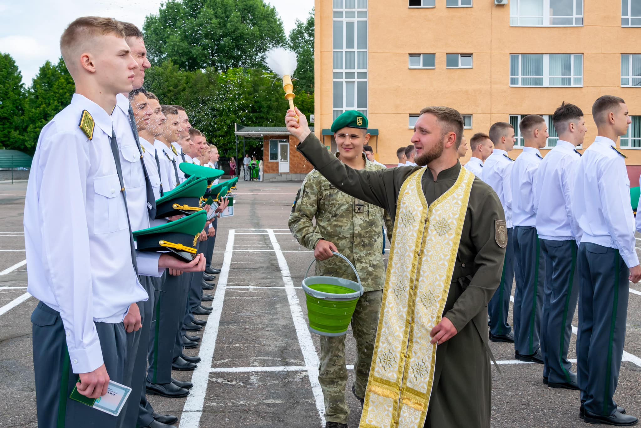 Новини Хмельницького - фото з У Хмельницькому відбувся другий випуск ліцеїстів-прикордонників (ФОТО, ВІДЕО)