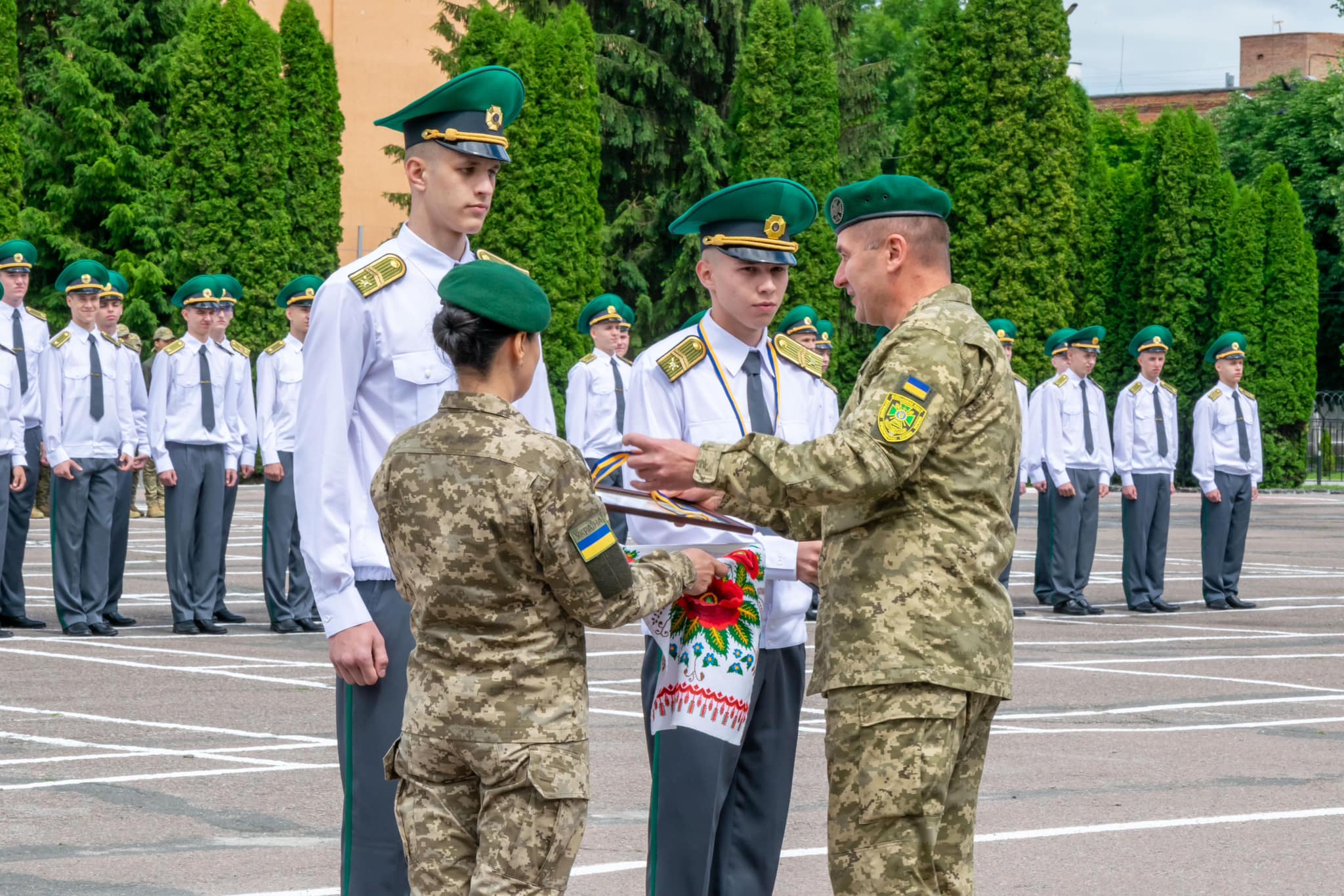 Новини Хмельницького - фото з У Хмельницькому відбувся другий випуск ліцеїстів-прикордонників (ФОТО, ВІДЕО)