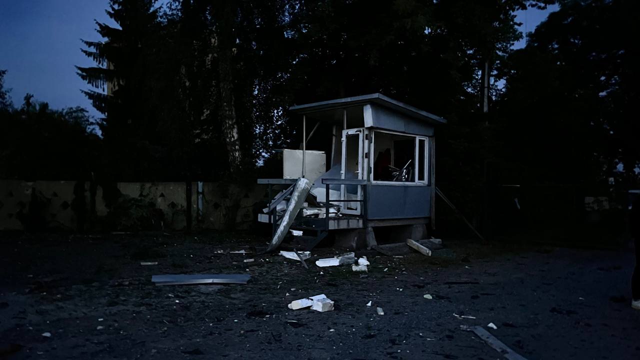 Новини Тернополя - фото з Є постраждалі та пошкоджені будівлі: наслідки атаки шахедів на Львівщині