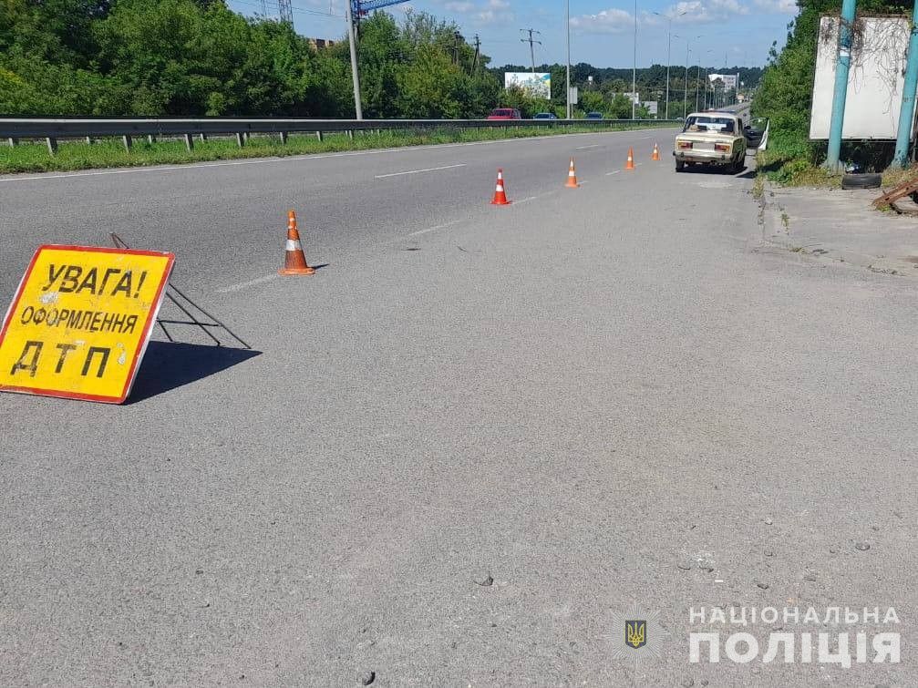 Новини Вінниці - фото з У ДТП на Вінниччині постраждала жінка-пішохід, що переходила дорогу не за правилами
