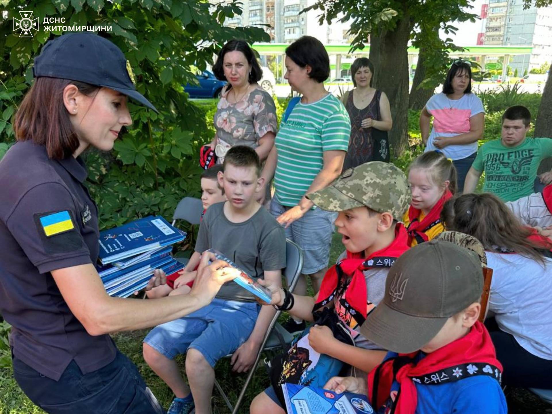 Новини Житомира - фото з У Житомирі мобільний клас з мінної безпеки продовжує активно навчати дітей культурі безпечного життя