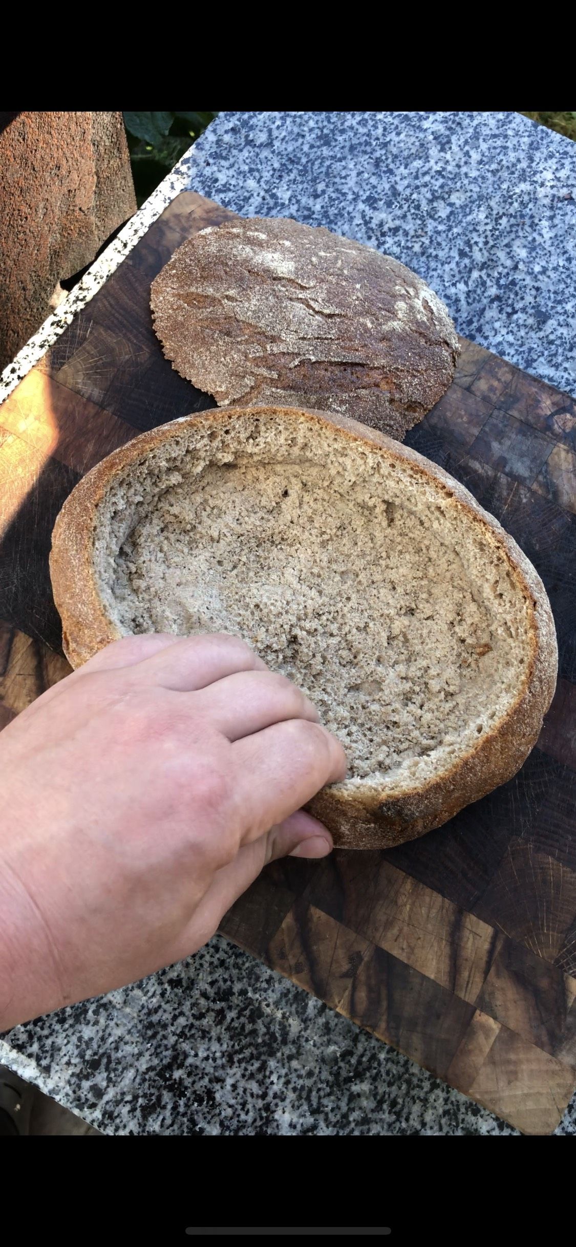 Новини Тернополя - фото з Червоний борщ з вишнями в хлібині