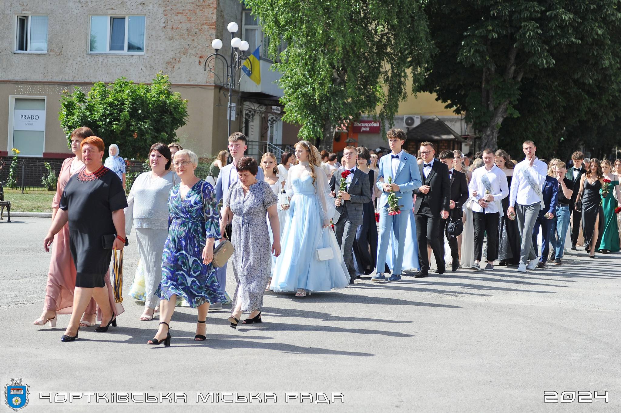 Новини Тернополя - фото з У Чорткові відбувся випускний 2024