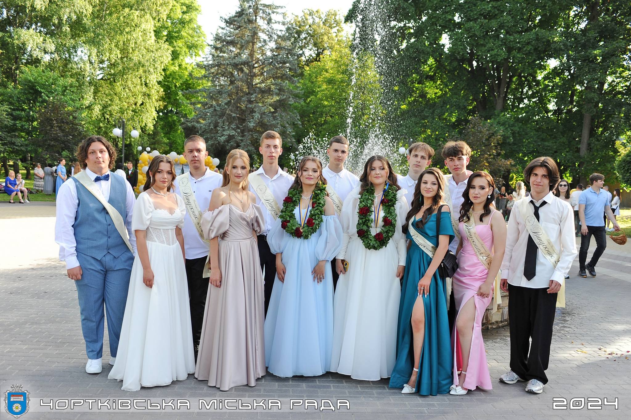 Новини Тернополя - фото з У Чорткові відбувся випускний 2024