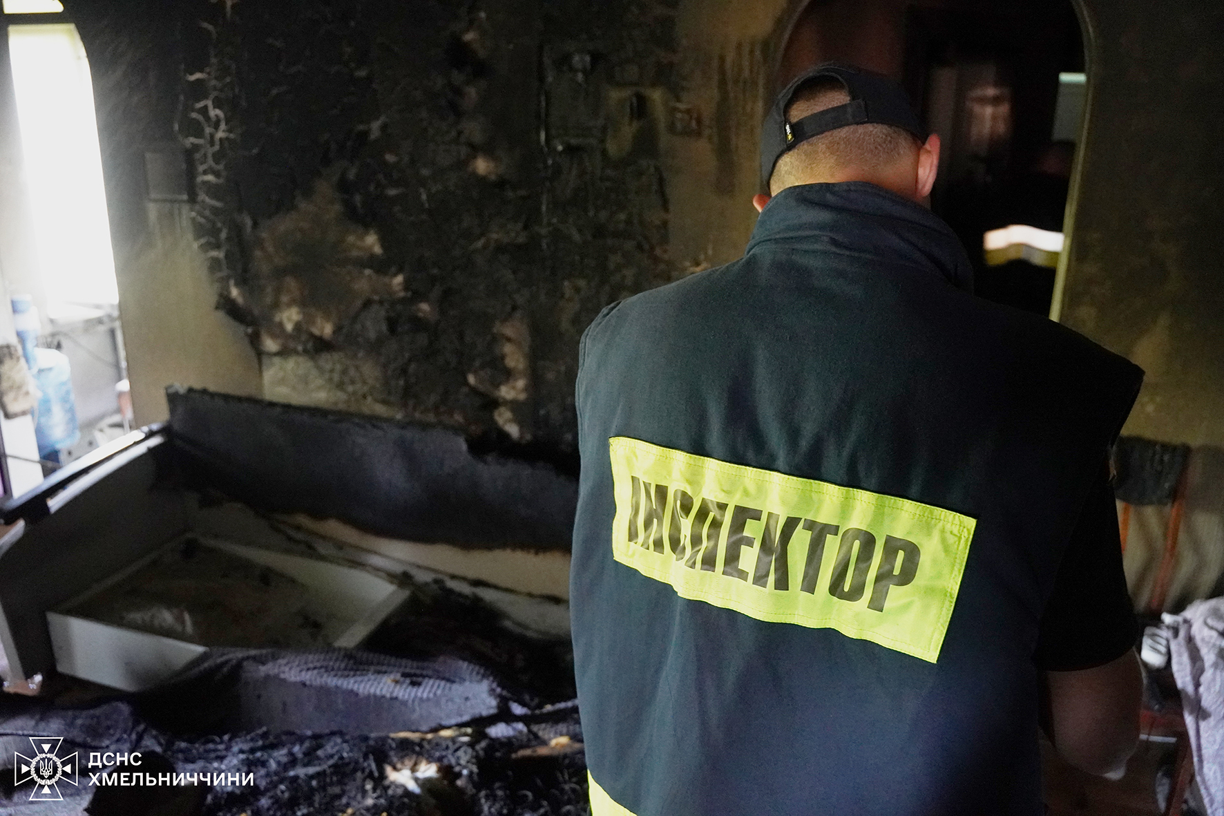 Новини Хмельницького - фото з Грався та підпалив квартиру: медики ушпиталили хлопчика, який обпікся у пожежі на Кам’янецькій