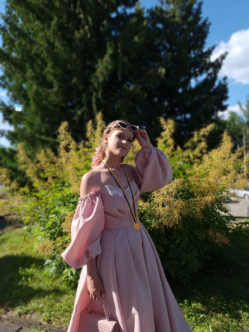 Новини Тернополя - фото з Отримала 200 балів на іспиті: історія успіху випускниці з Тернополя Катерини Жорняк