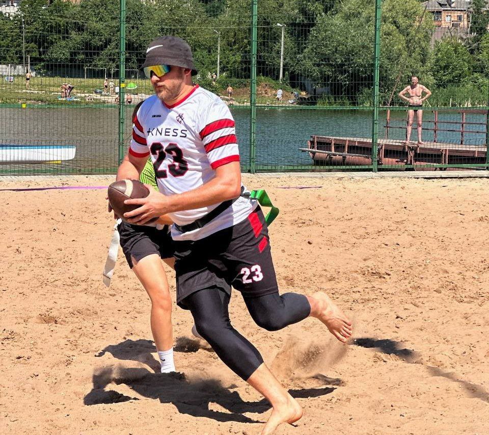 Новини Вінниці - фото з Вінницькі «Вовки» і «Вовчиці» — перші чемпіони України з пляжного флаг-футболу