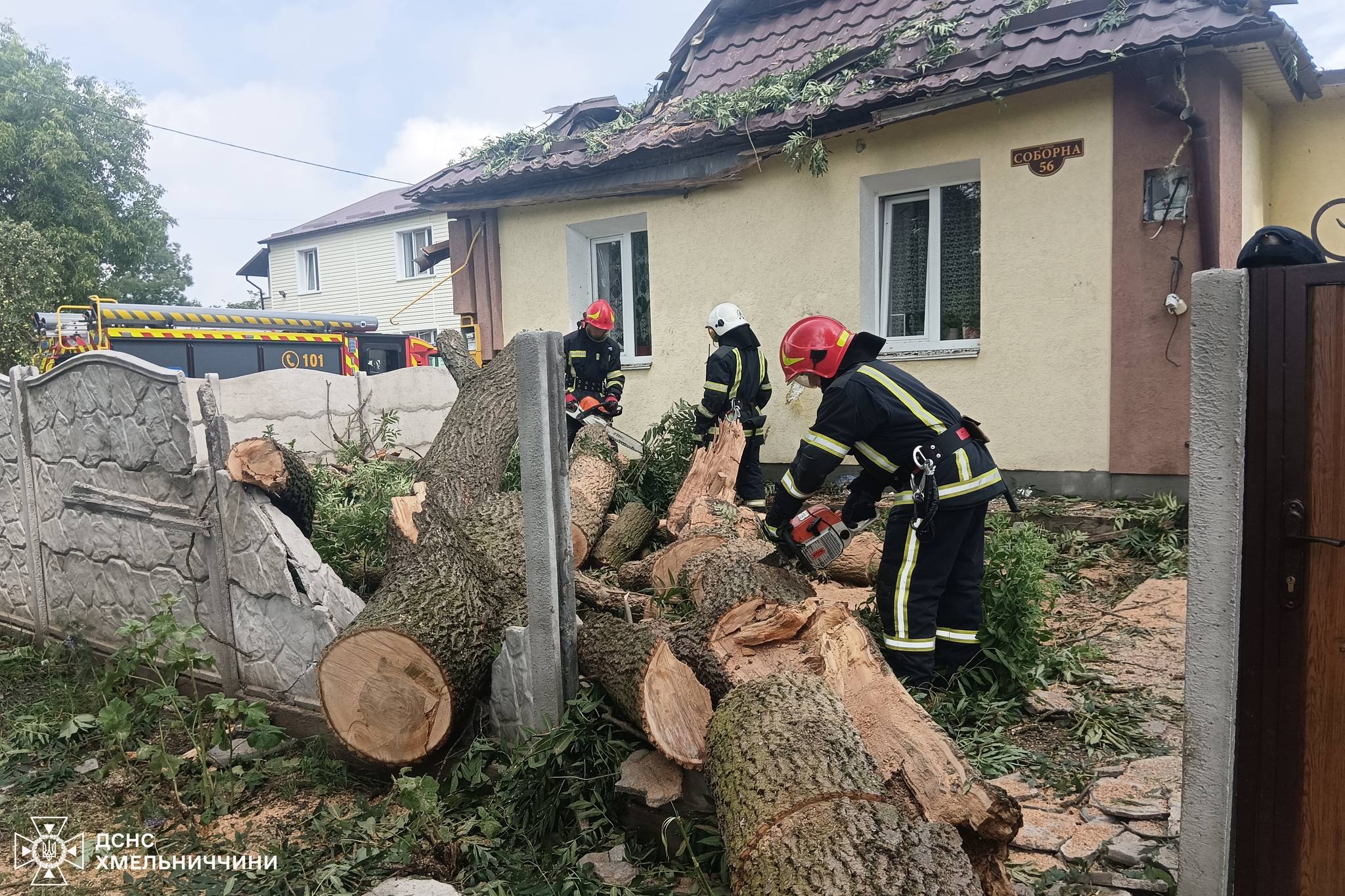 Новини Хмельницького - фото з Негода на Хмельниччині наробила лиха: що відомо