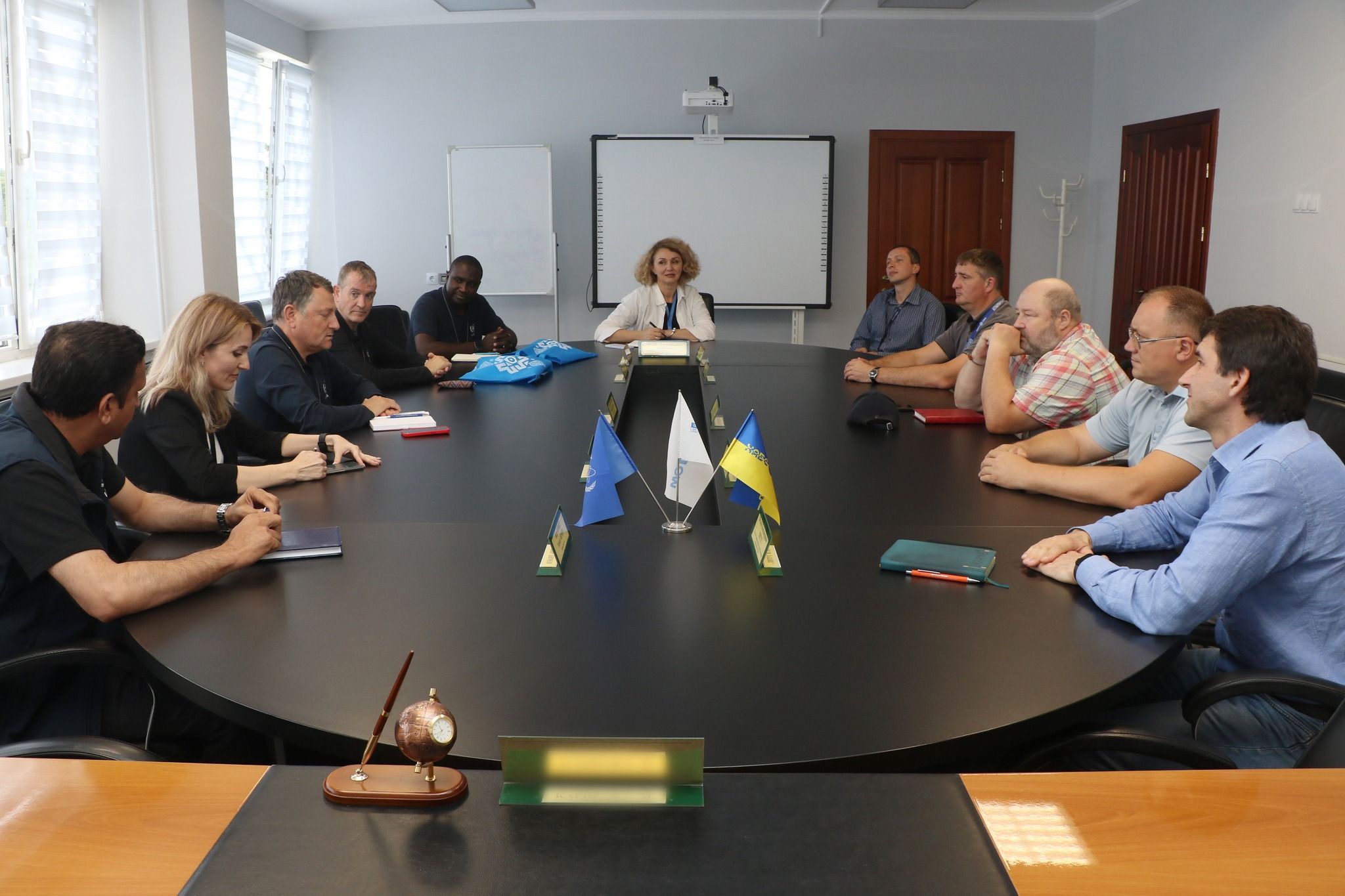 Новини Хмельницького - фото з На Хмельницькій АЕС відбулася ротація місії МАГАТЕ