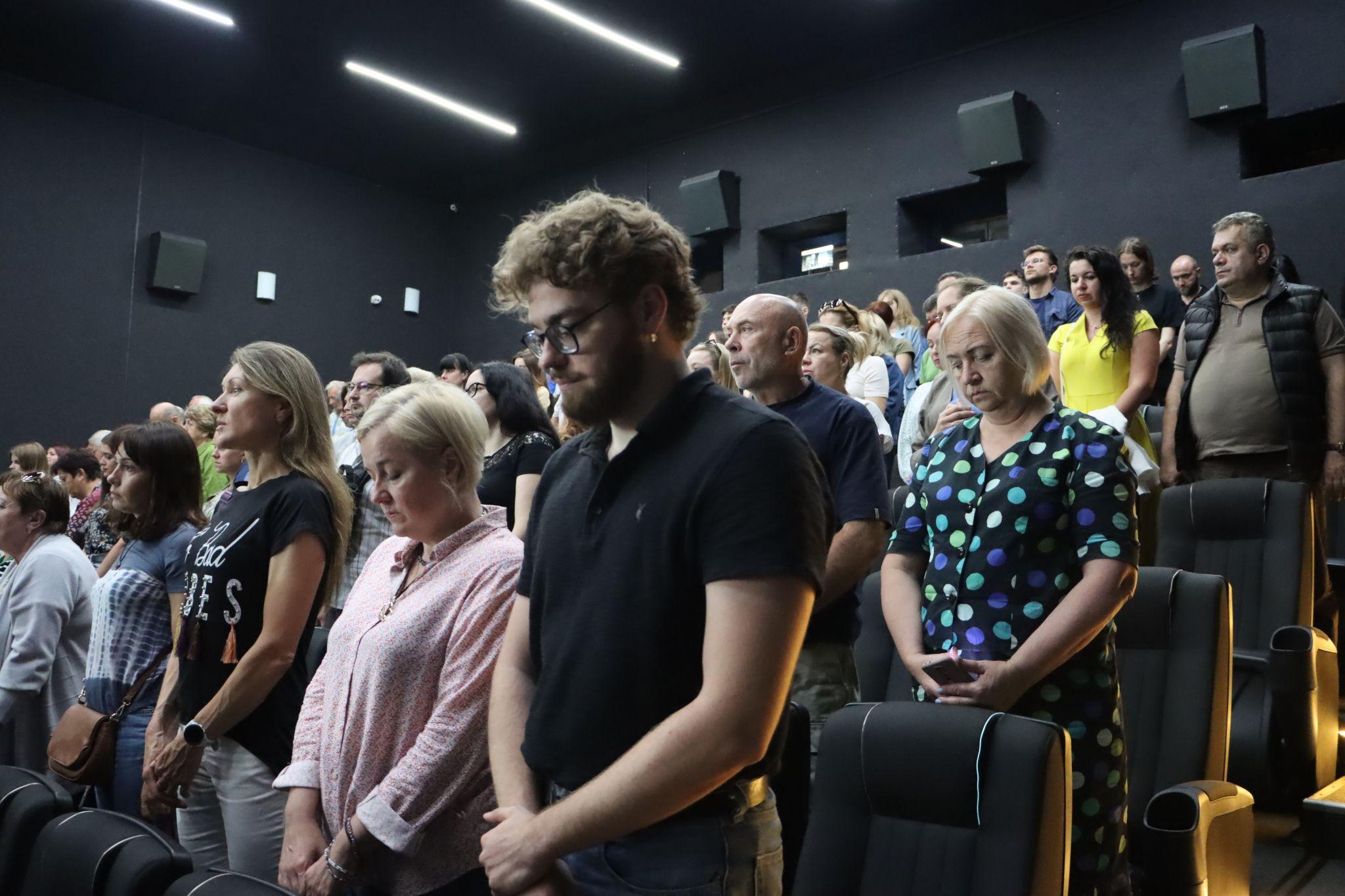 Новини Тернополя - фото з 10 років війни: у Тернополі презентували документальний фільм про боротьбу українців за волю