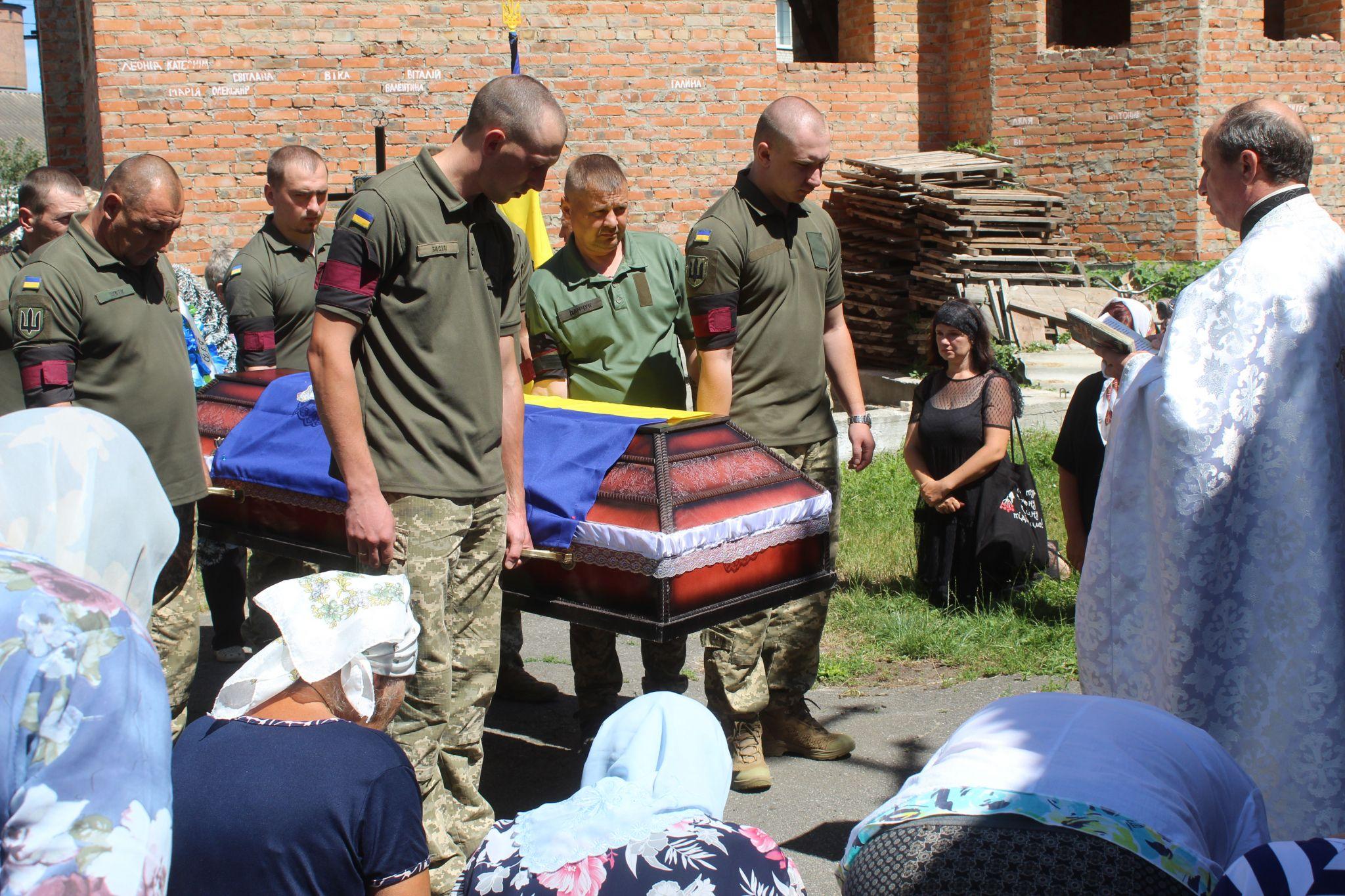 Новини Козятина - фото з Коли Ігор йшов на війну, сказав своїм дорослим синам: «Спочатку я піду, бо так має бути»