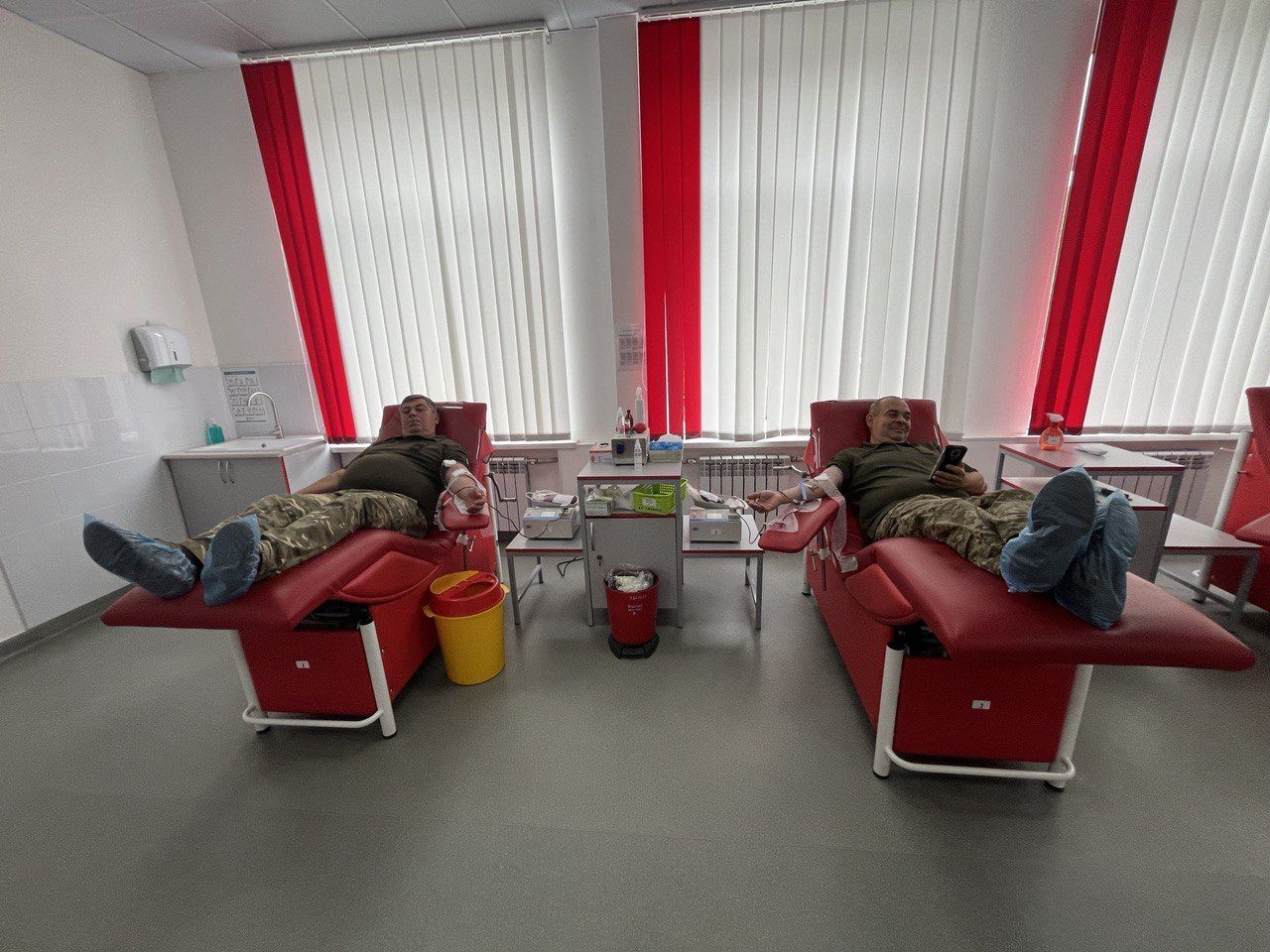 Новини Вінниці - фото з Військові з обласного ТЦК здавали кров для вінницького шпиталю
