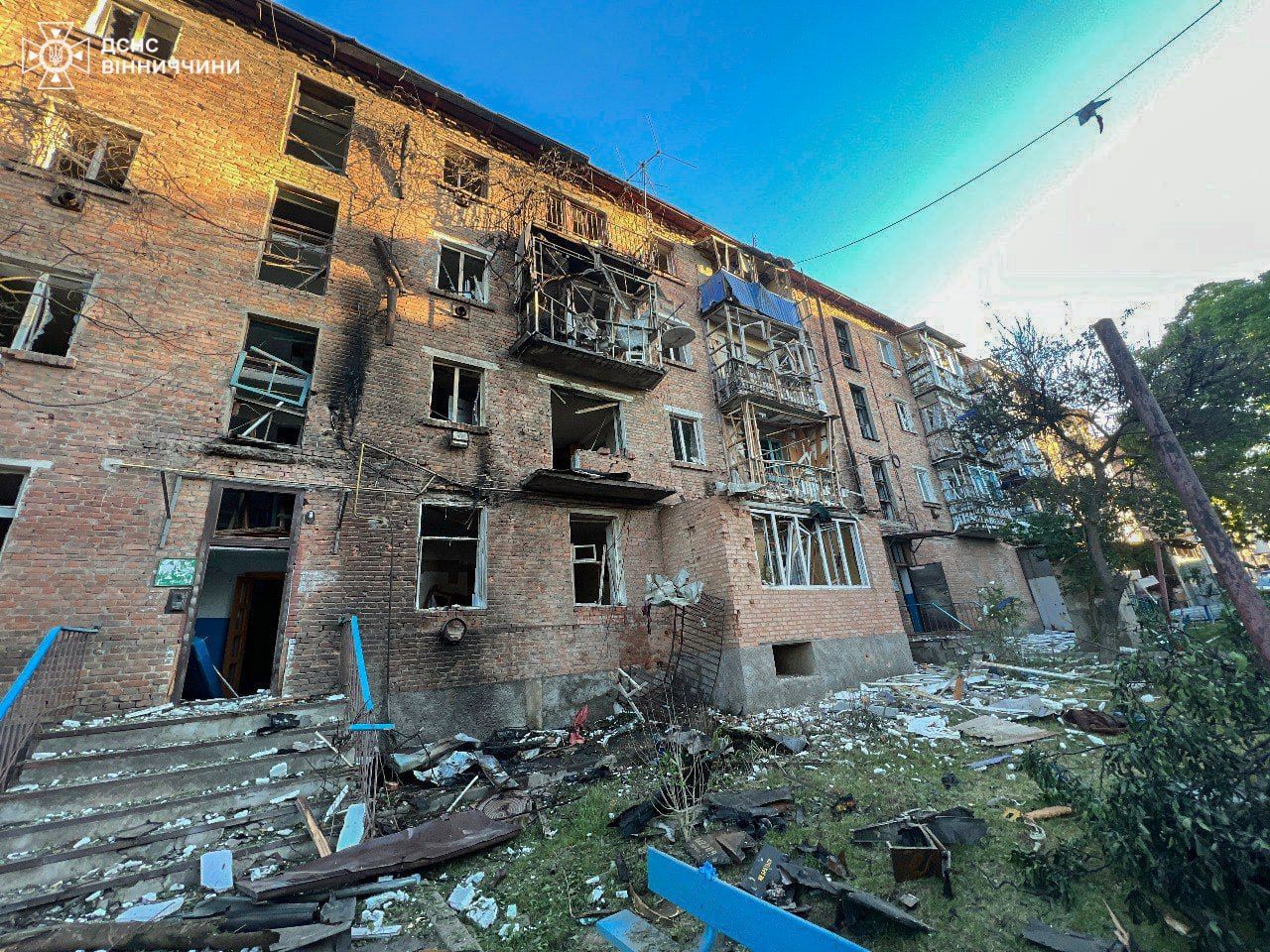 Новини Вінниці - фото з «Люди не лишаються зі своєю бідою наодинці»: як працюють різні служби й фонди після прильотів та влучань?