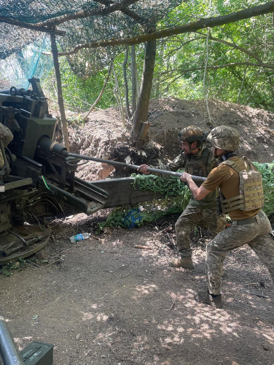 Новини Тернополя - фото з «За Охматдит»: військові з тернопільської бригади показали перші кадри помсти ворогам На зображенні може бути: 2 людини