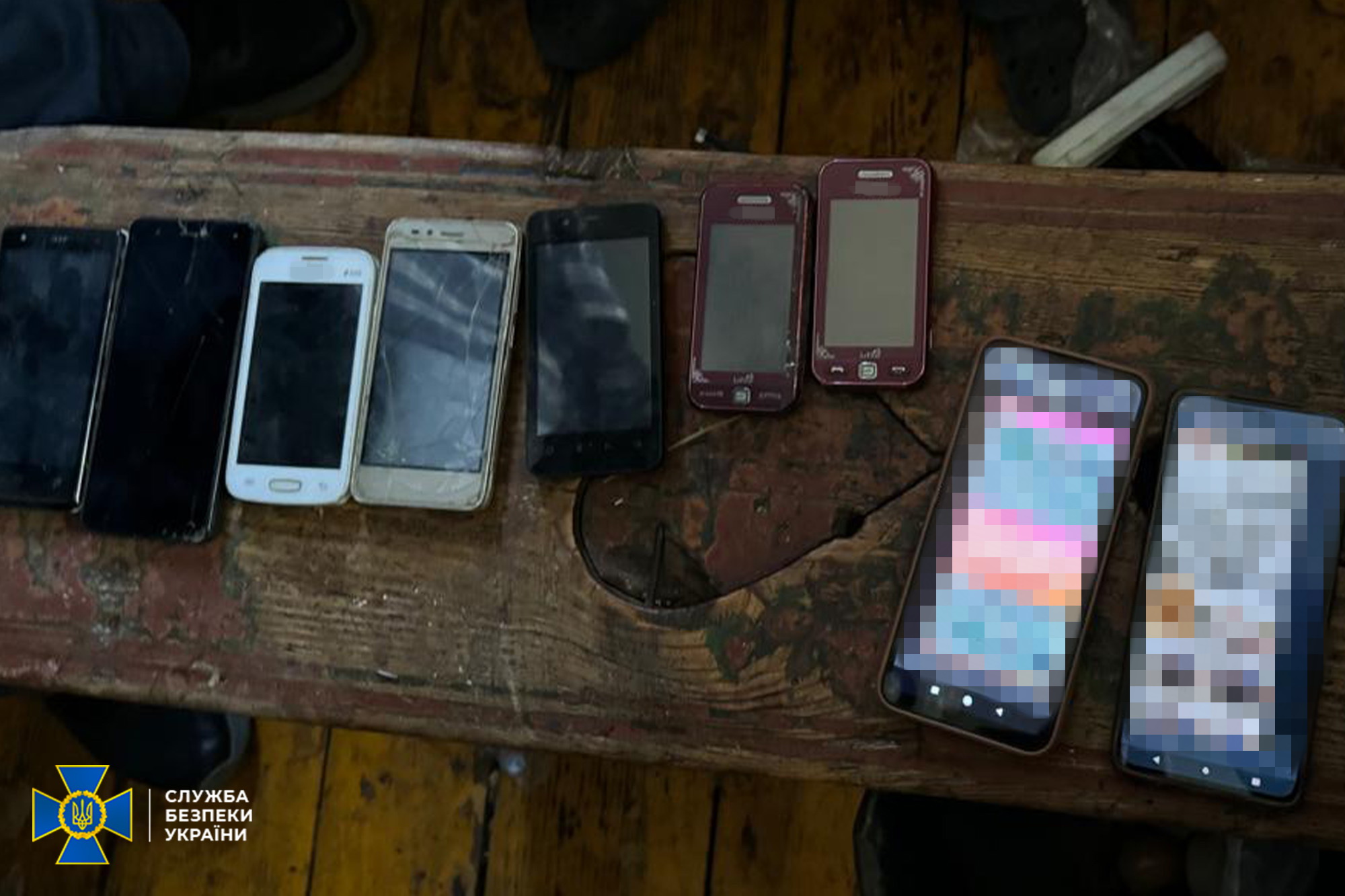 Новини Тернополя - фото з На Тернопільщині затримали одного з двох синів агента-пастора ФСБ, який шпигував за позиціями ЗСУ На зображенні може бути: цифровий аудіопрогравач, телефон та текст