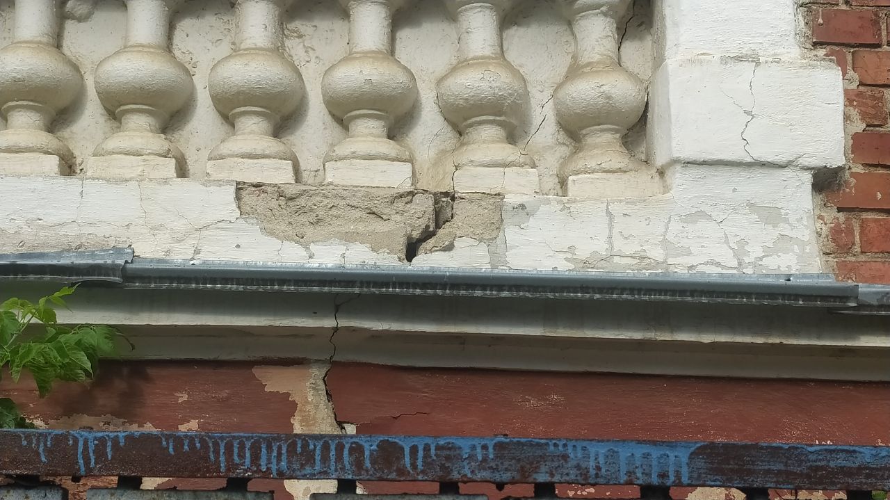 Новини Тернополя - фото з Будинок «1898» або вілла Вітошинських: чому ніхто не дбає про занедбану пам'ятку архітектури