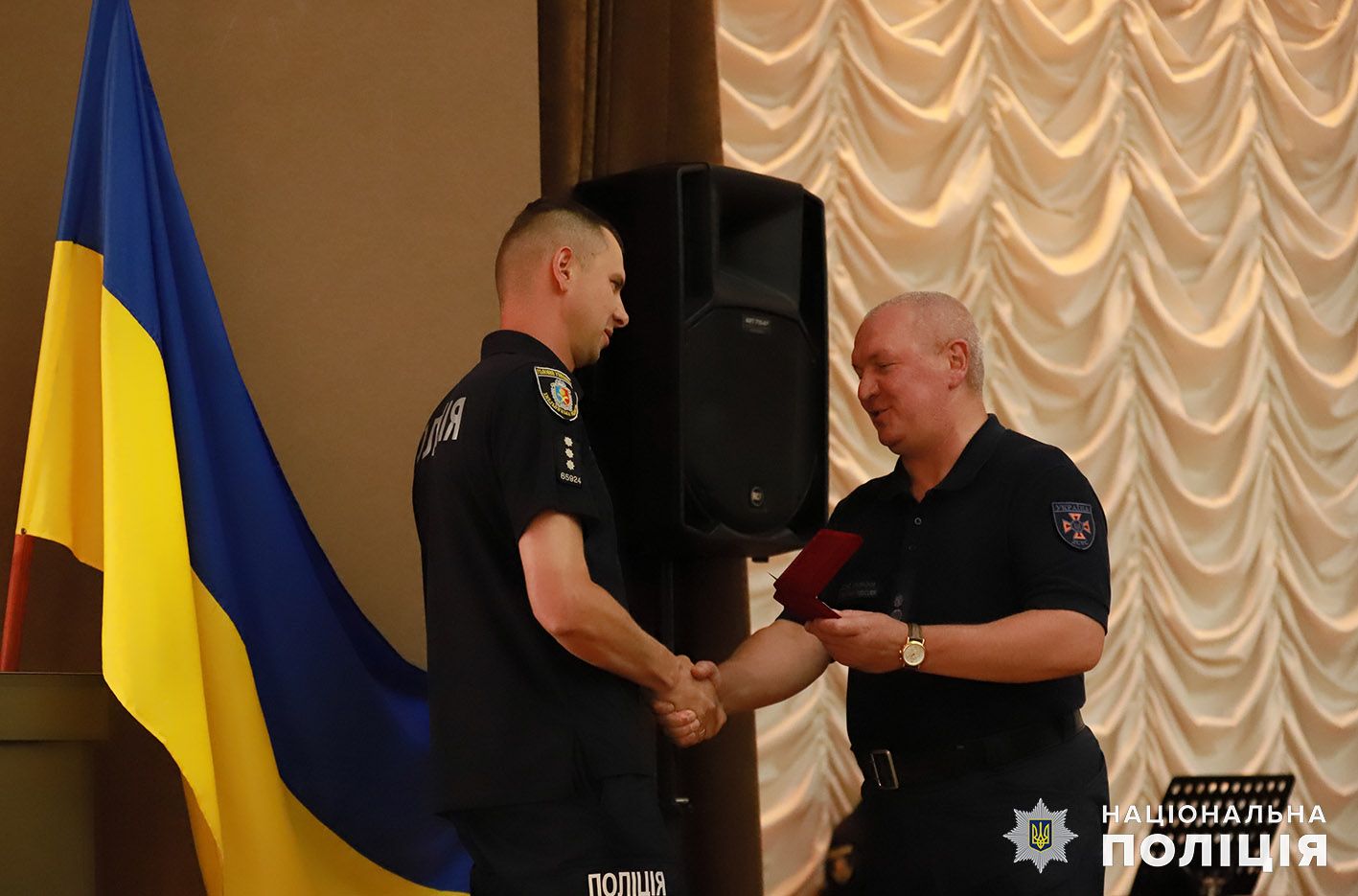 Новини Хмельницького - фото з У Хмельницькому поліцейські отримали відзнаки «Герой-рятівник»